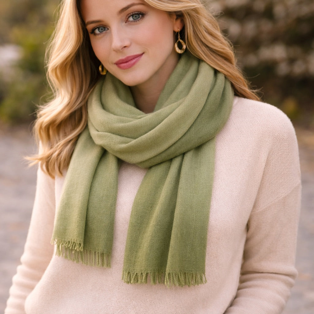 Bec Woollen Scarf - Green