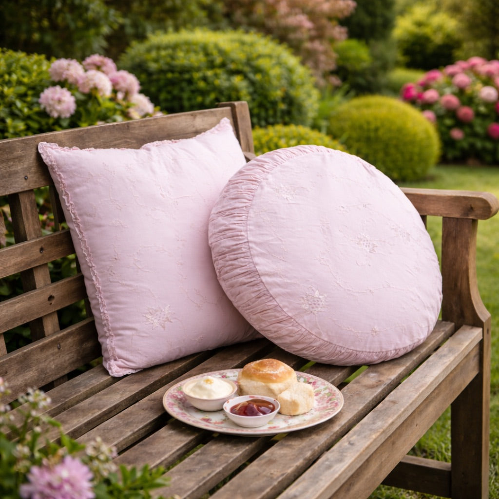 Moss Puff Round Cushion - Pink