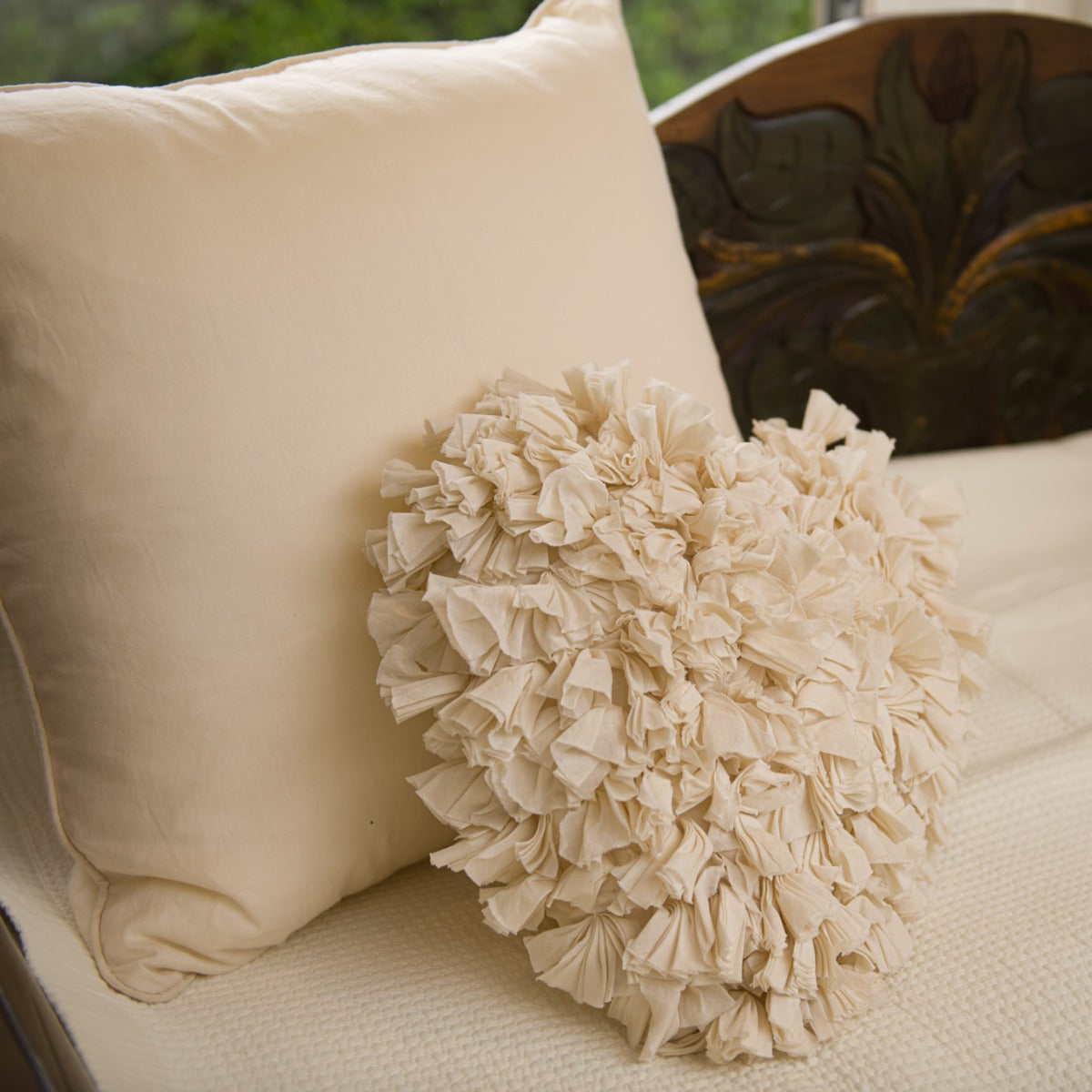 Lily Heart - Ivory