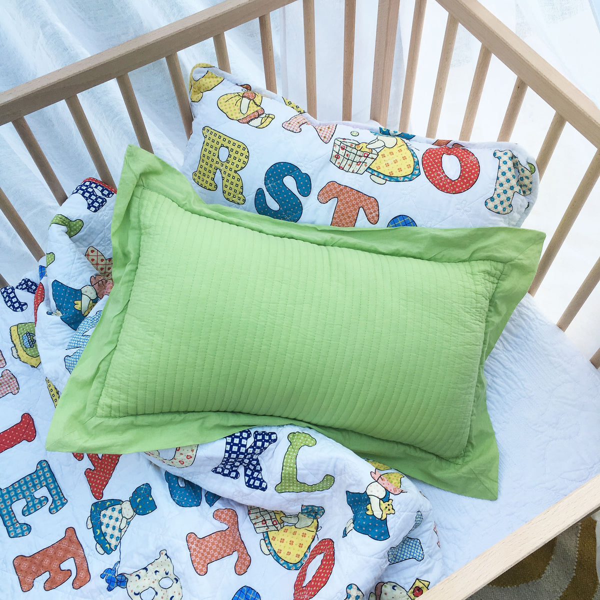 Elegance Prefilled Cushion - Green