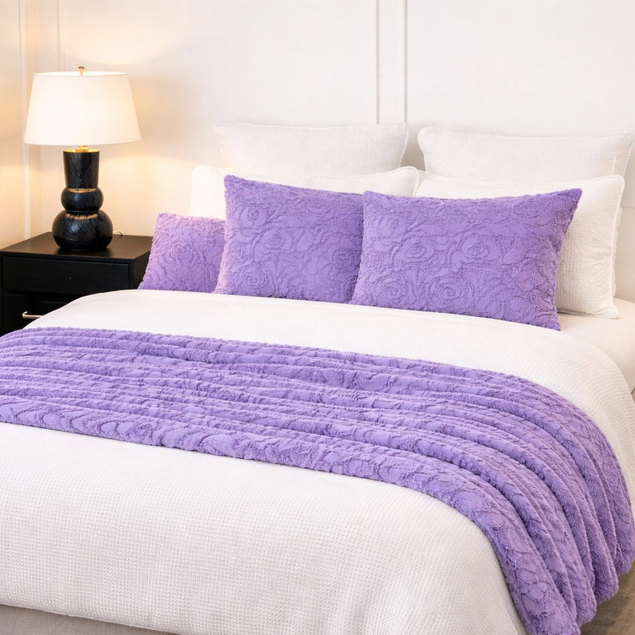 Cozy Throw/Blankets