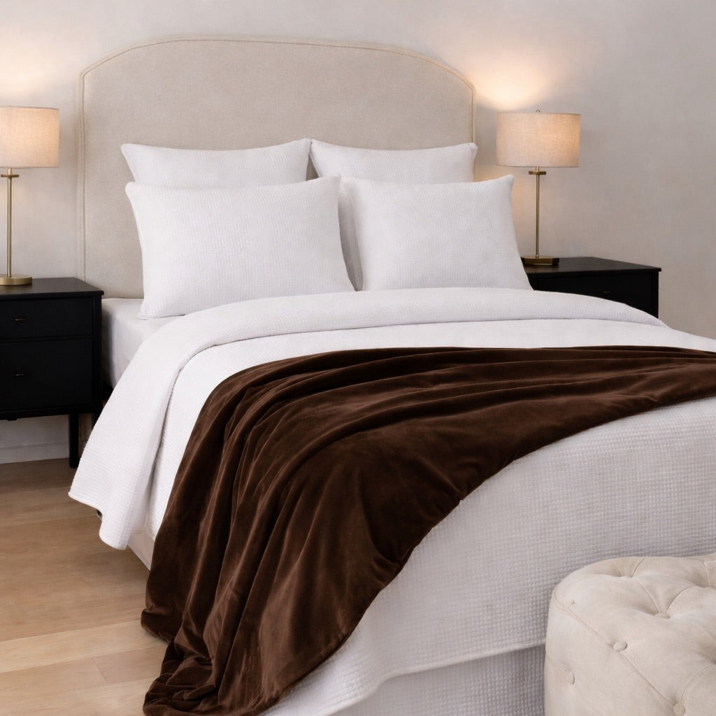 Carla Coco Luxury Velvet Throw - Cocoa