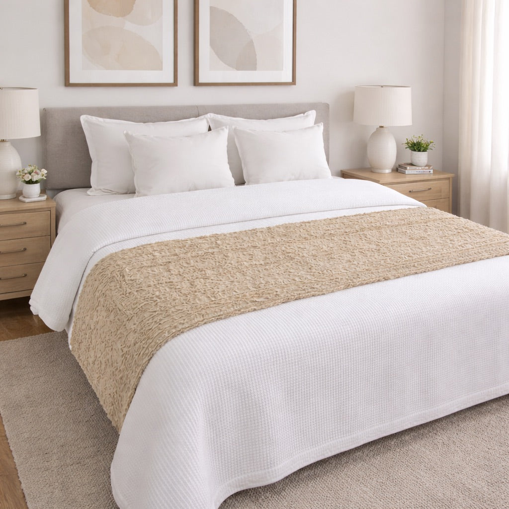 Mardi Bed Runner