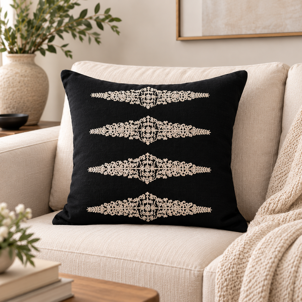 Pearl Zena Cushion Prefilled - Black
