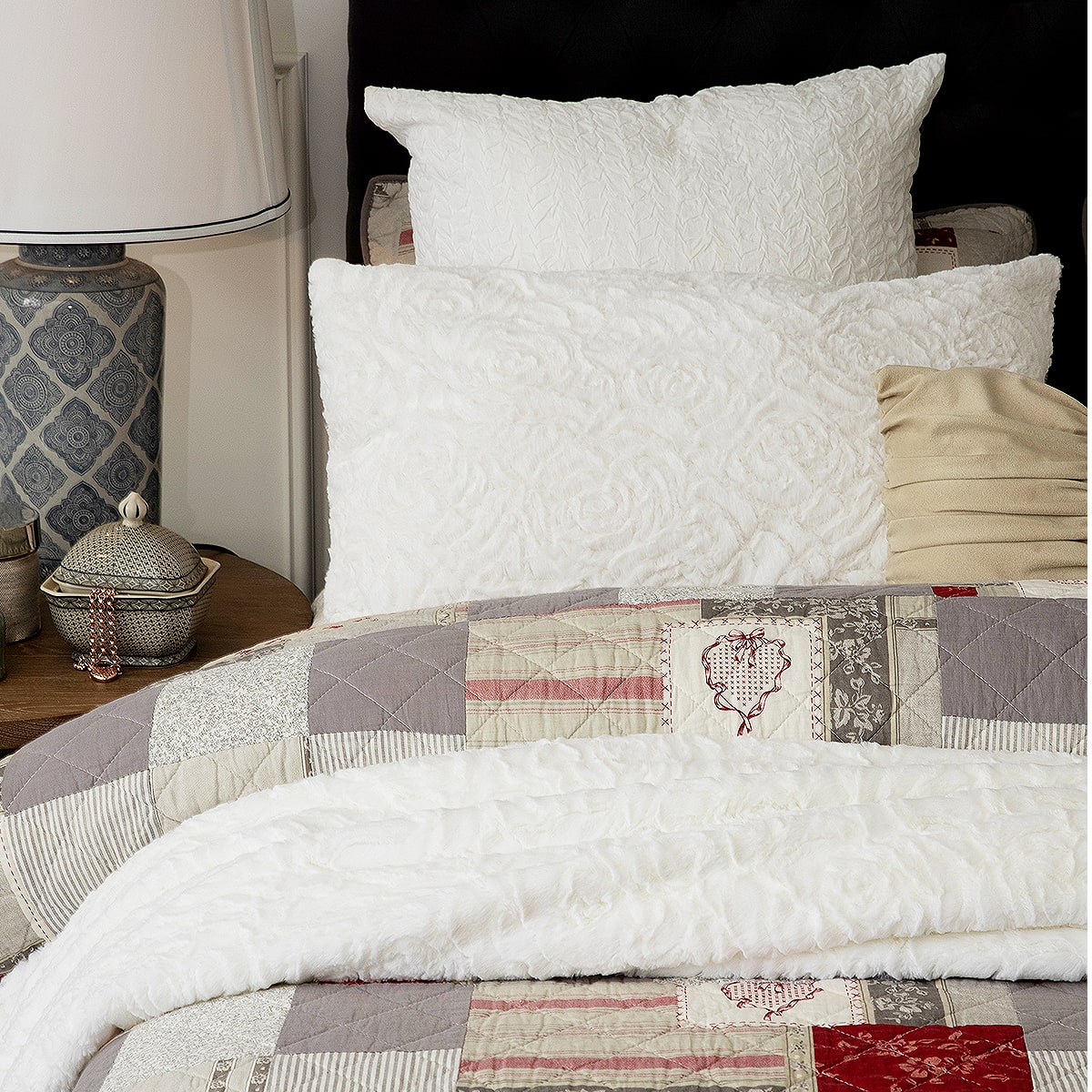 Cosy Blanket Rose - White