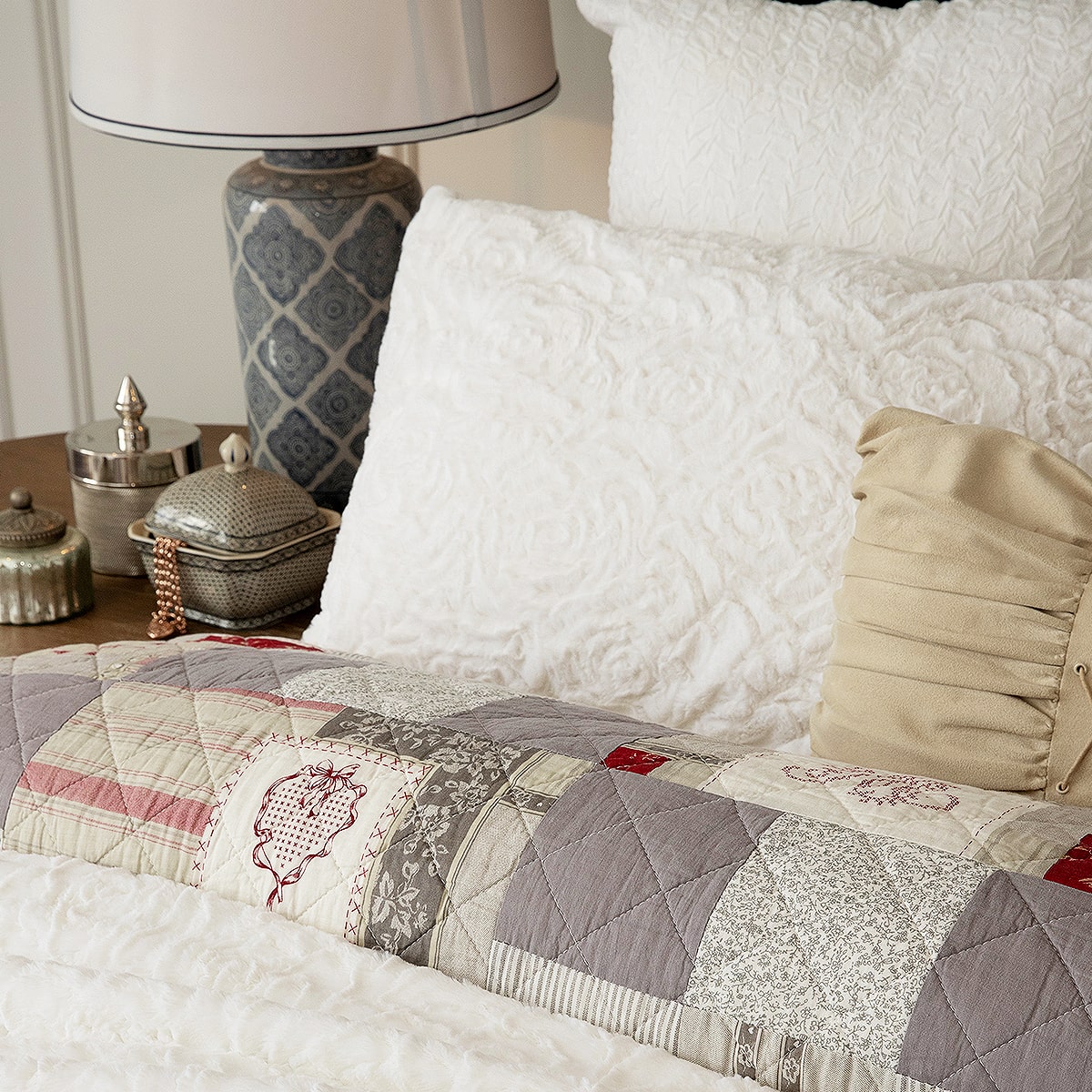 Cosy Blanket Rose - White