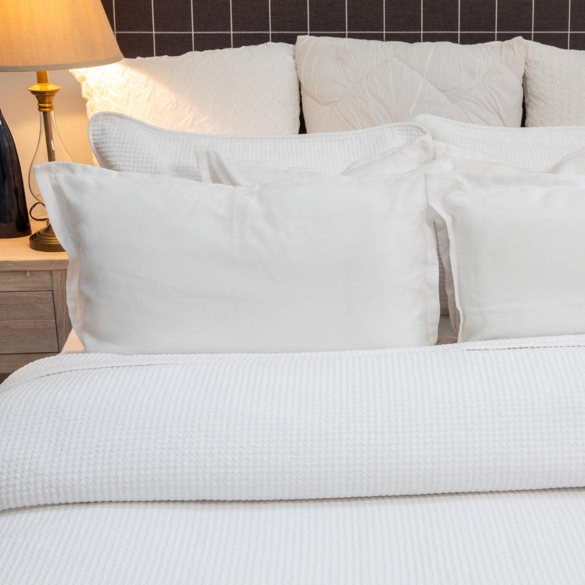 Louis Pillowcase White