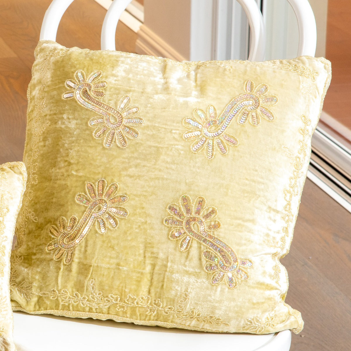 Velvet Prefilled Decorative Cushion - Green