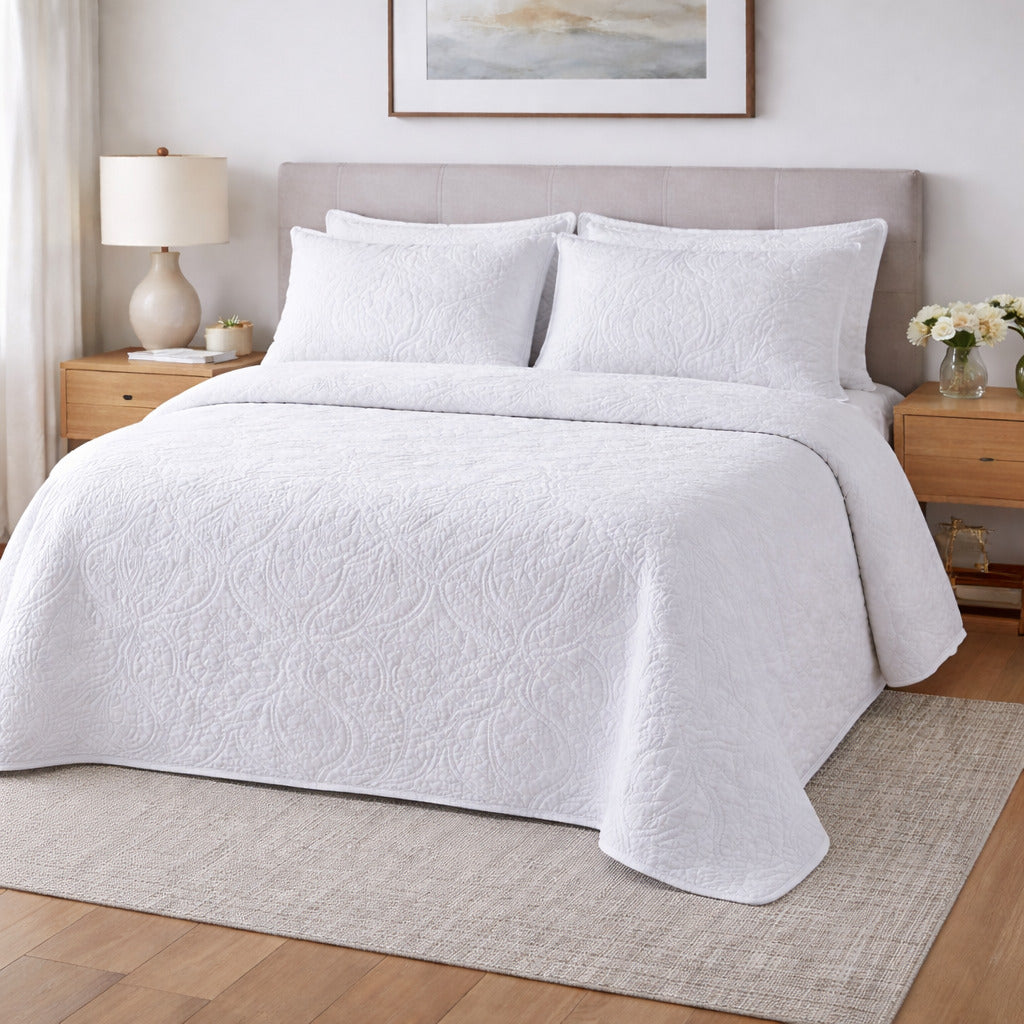 Damask White Queen Set