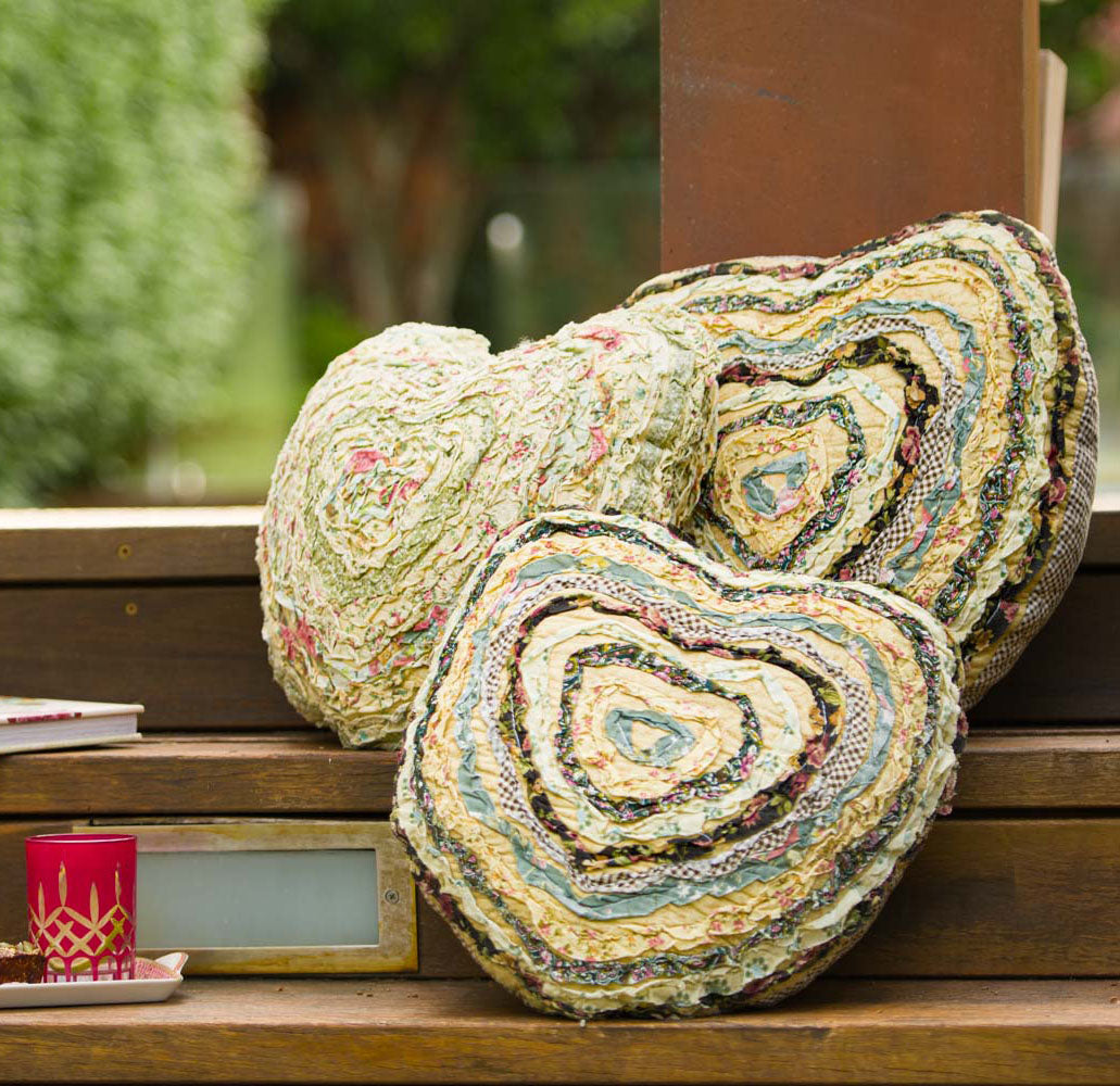 Heart Prefilled Cushion